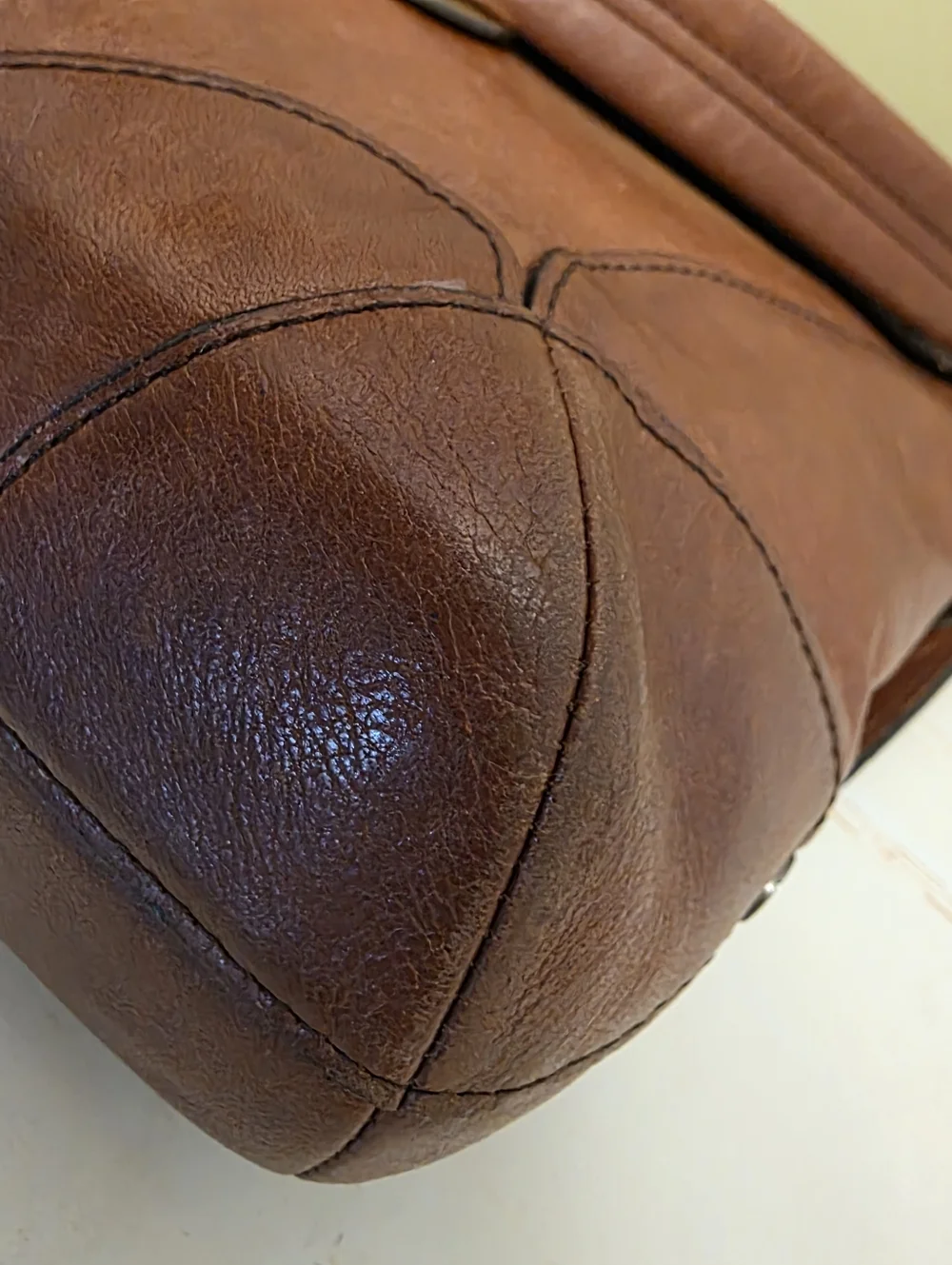 Chloe | Brown Leather Crossbody Bag - Picture 11 of 16